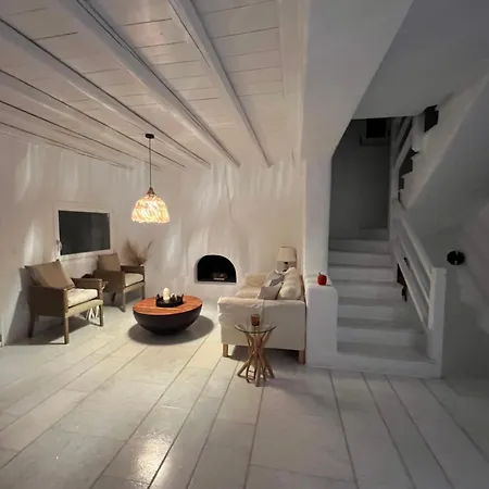 Villa Luxurious Oasis In Paros *
